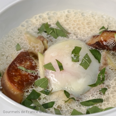Recette Oeuf poché au lait de foie gras Lafitte et verveine de Pascal Nibaudeau