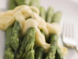 asperges_sauce-hollandaise.jpg