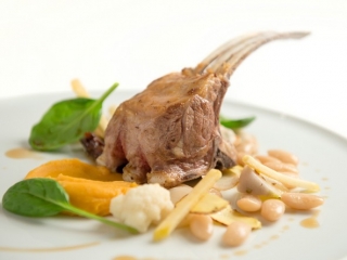 carre-agneau-haricots-tarbais-pyr-credit_jj_ader.jpg