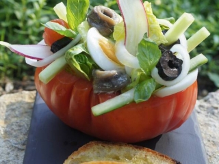 coeur-boeuf-nicoise_pain-toaste-huile-olive_sintes_bmalegue.jpg