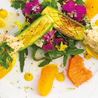 photo de la recette fleurs de courgettes et avocats aux agrumes
