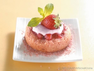 flognardes_aux_fraises_charlotte_labelrouge.jpg