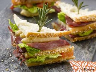 miniclub_sandwich_02.jpg