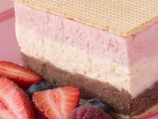 napolitain_creme_glacee_fruits-rouges.jpg