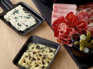 raclette_partu_roquefort_societe.jpg