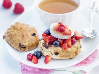 scones_en_cas_de_caprice_fruits_rouges.jpg