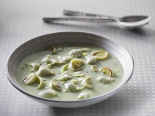 soupe_ravioles_poireaux_caramelises_credit_pbarret.jpg