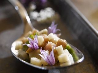 tartare_de_veau_a_la_tomme_de_savoie_credit_studio_bergoend.jpg