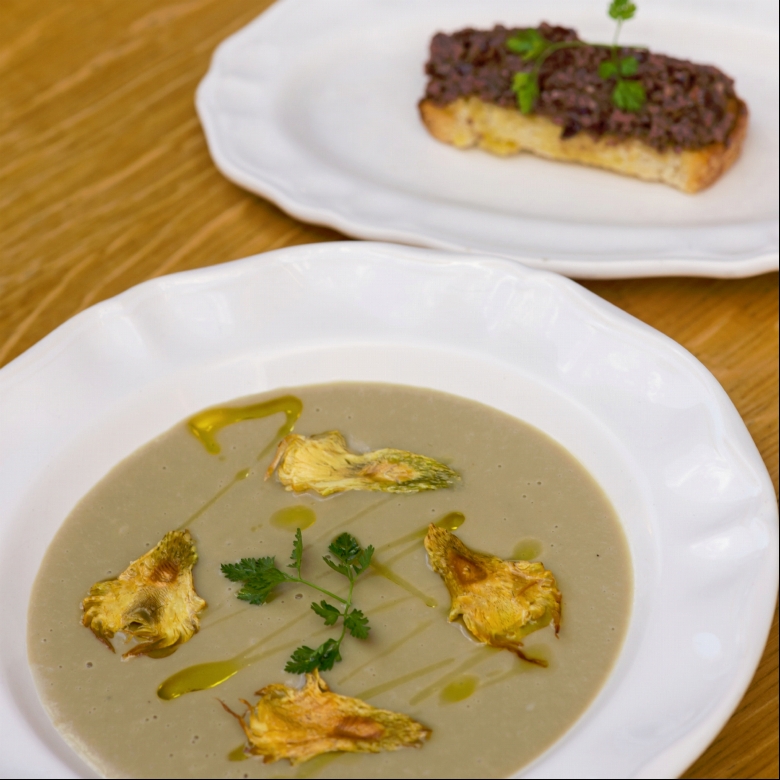 photo de la recette de creme artichauts et toats aux olives