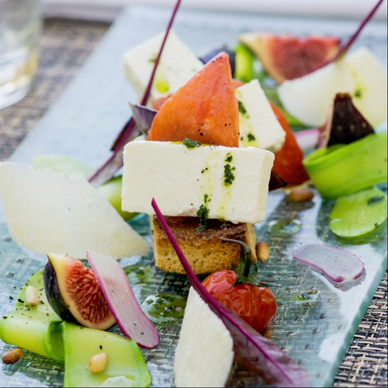 photo de la recette de tartine de legumes et chevre de laurent mouret