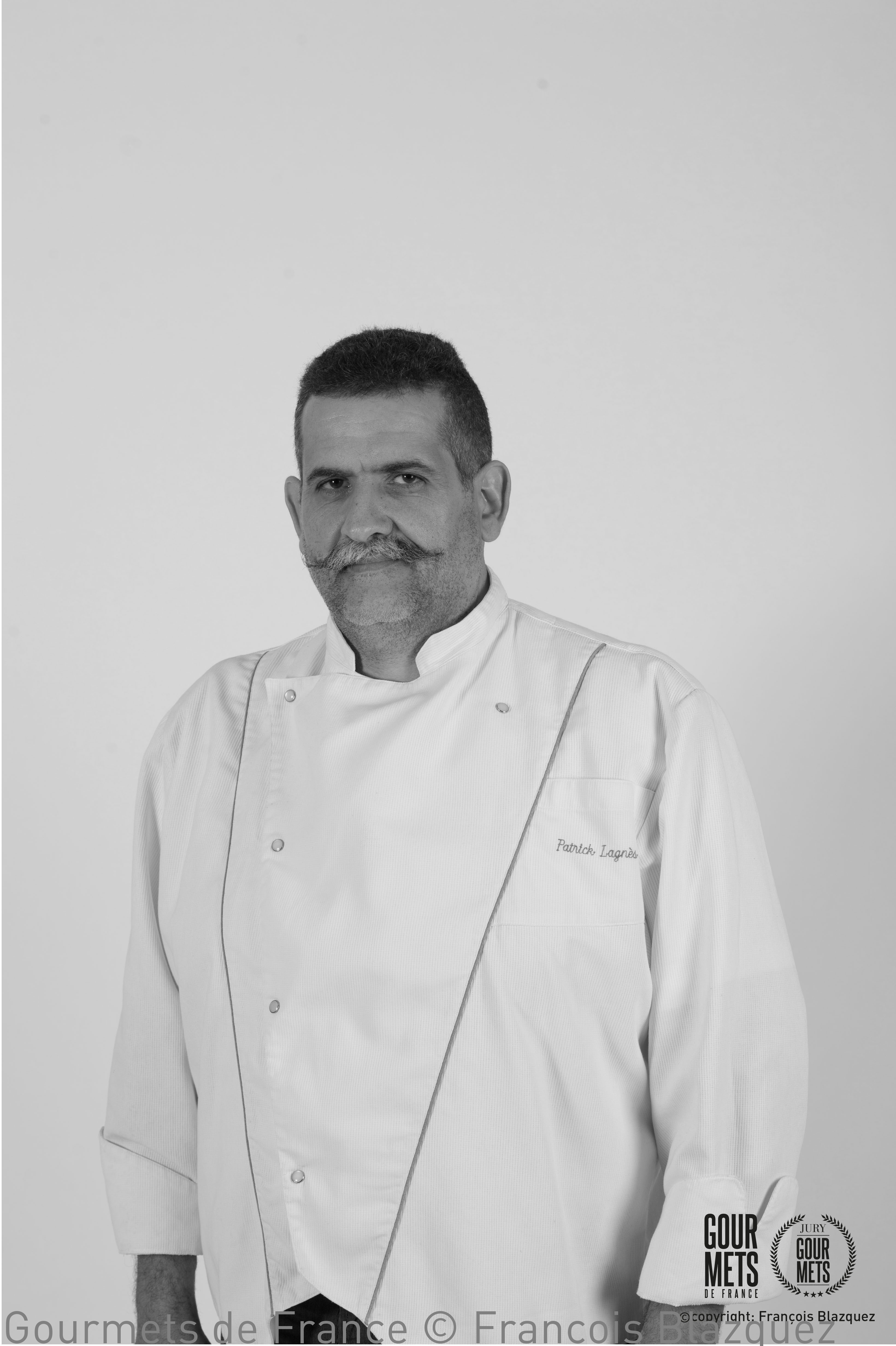 portrait de patrick lagnes en noir et blanc