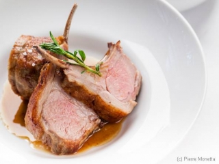 carre_selle_agneau_aubergines_credit_pierre_monetta_vmaillard.jpg