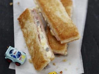 croquemonsieur_bresse_bleu.jpg