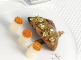 foie_gras_poele_dattes_philippe_etchebest.jpg
