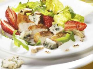 fraicheur_volaille_fraises_roquefort.jpg