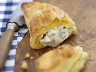 jambon_parme_bresse_bleu_chausson_poires.jpg