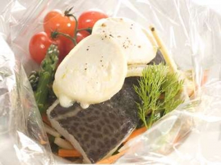 papillote_de_cabillaud_chavignol_et_julienne_de_legumes_credit-_joseph_gobin_copie.jpg
