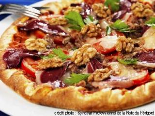 pizza-perigourdine_noix_du_perigord.jpg