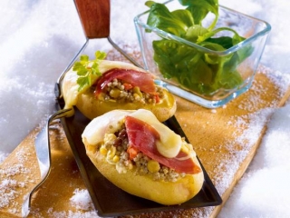 pommes-de-terres-farcies-savoyardes_tipiak_0.jpg