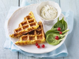 pommes_de_terre_tartare_facon_gaufre_epinard.jpg