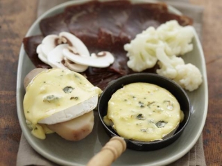 raclette_bresse_bleu.jpg