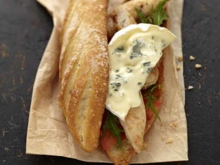 sandwich_poulet_bresse_bleu.jpg