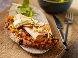 tartines_au_filet_de_poulet_et_legumes_dautomne_herta.jpg