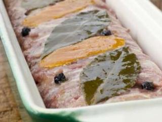 terrine_lapin_pruneaux.jpg