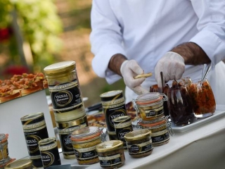 toast_foie-gras_chutney_nicolas_ngyuen.jpg
