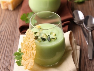 veloute-courgette-pesto_maison-servan.jpg